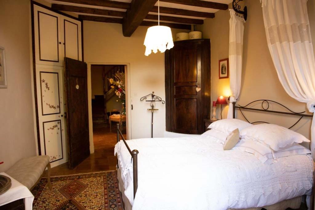 Hotel Le Logis Saint Victor Coufouleux Exterior foto
